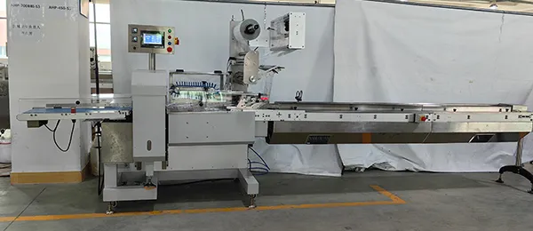 Horizontal Flow Wrapping Machine for USA Bakery Manufacturer